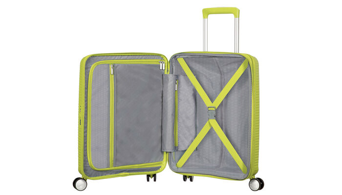 Organisation intérieure avec une poche  zippée supplémentaire