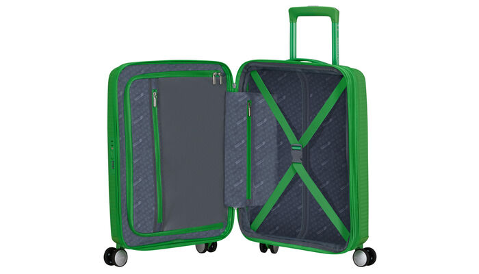 Organisation intérieure avec une poche  zippée supplémentaire