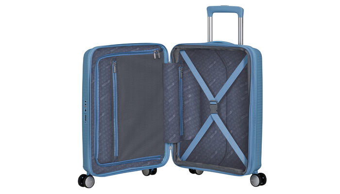 Organisation intérieure avec une poche  zippée supplémentaire