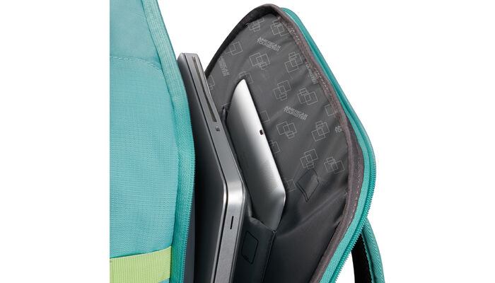 Compartiment ordinateur 15.6"