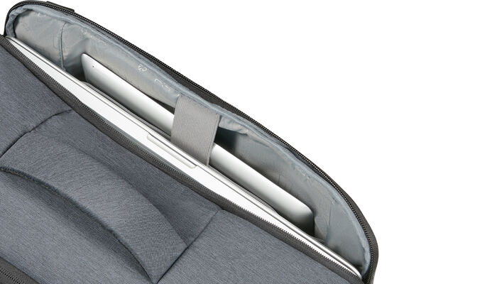 Compartiment ordinateur 15.6"