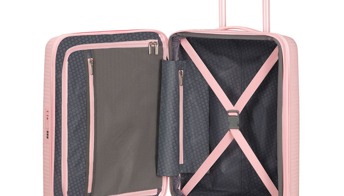 Organisation intérieure avec une poche  zippée supplémentaire