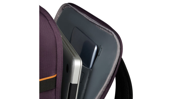 Compartiment ordinateur 15.6"