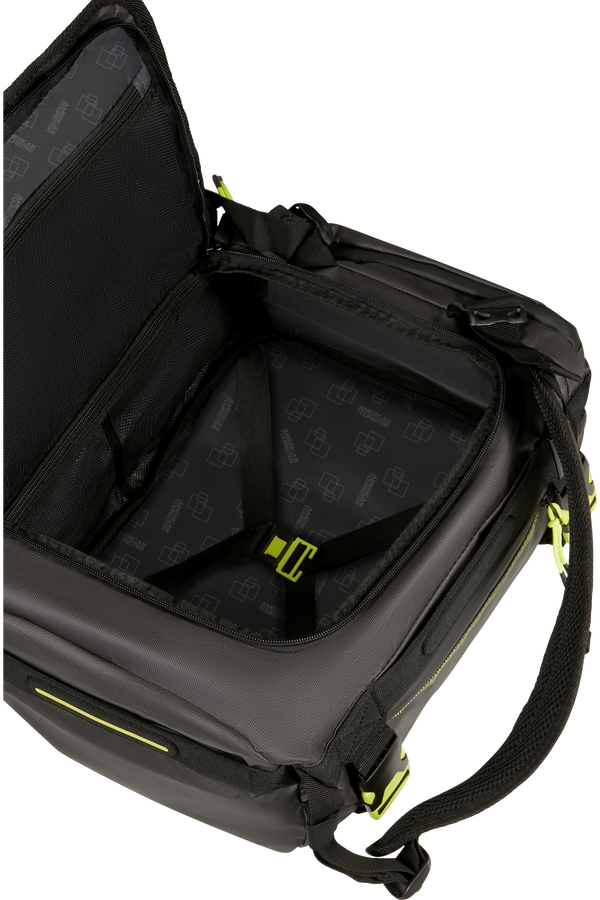 American Tourister Urban Track Duffle/Backpack Coated S  Black/Lime